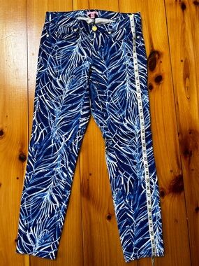 Lilly Pulitzer South Ocean women’s Blue Skinny Pants. SZ 4